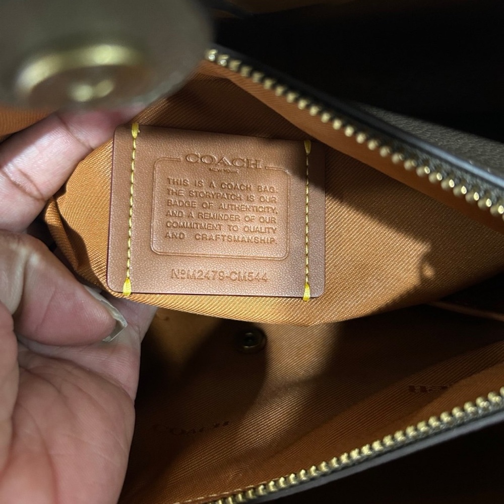 Coach Luna Leather Shoulder Bag medium - Picture 6 of 9
